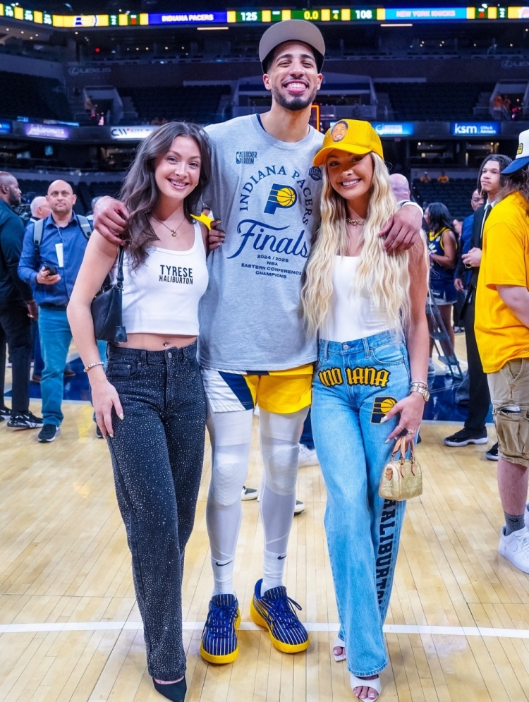 ?哈利的左拥右抱？双生姐妹花?一棕一金双面风情